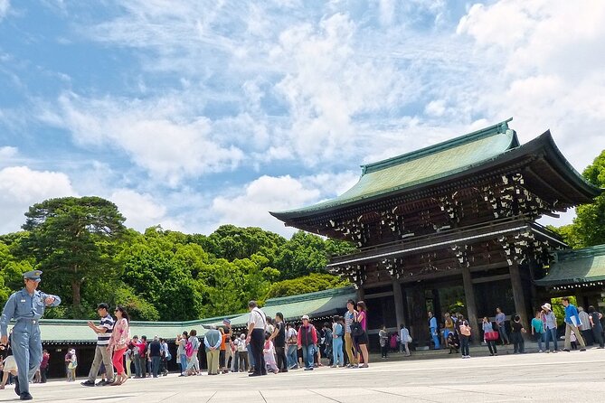 Tokyo in a Day : Private Tour to Shrine, Temples, Towers &Culture - What the guide role really adds, especially with Ishii mentioned in feedback