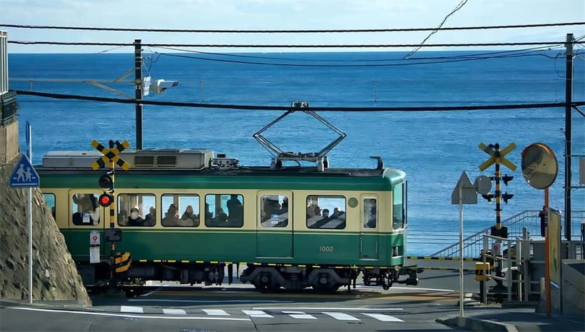Tokyo: Kamakura & Enoshima Day Tour with Pickup & Train Ride - The Enoden Ride and Shonan Coast Views You Can’t Fake