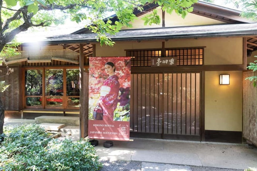 Tokyo: Kimono Rental inside Shinjuku Gyoen National Garden - What’s included, and why the price can feel fair