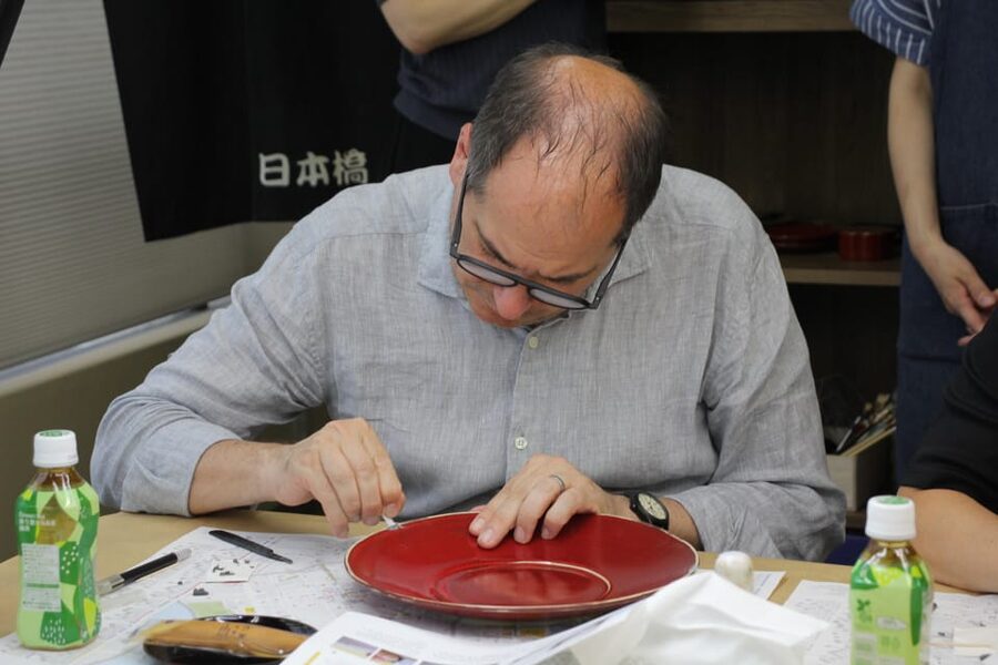 Tokyo: Kintsugi Art Repair Workshop - Your 90-Minute Session: What You Actually Do at the Table