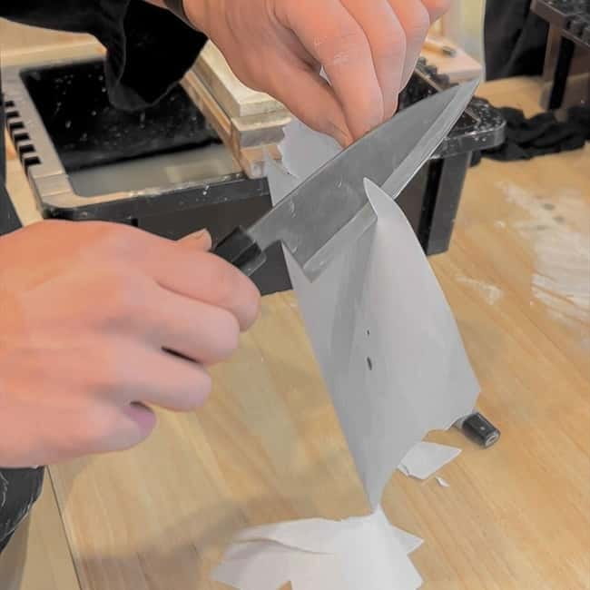 Tokyo: Knife Making Workshop (Sharpening, Engraving) - Key things to know before you go