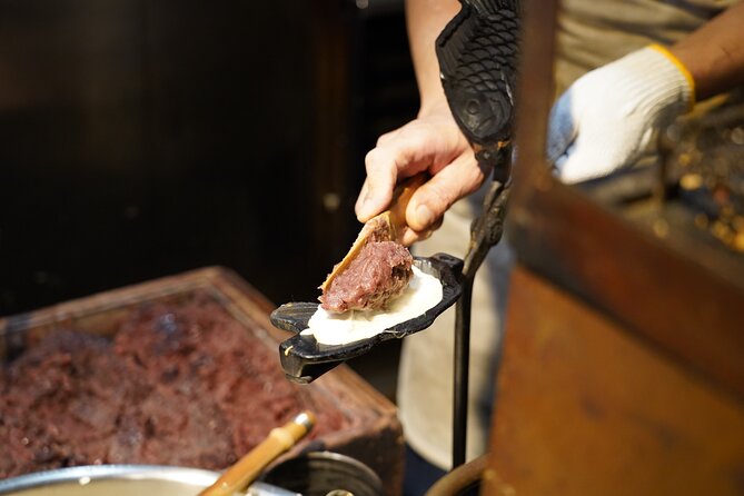 Tokyo Local Foodie Adventure near Roppongi - Azabujuban Shotengai Shopping: Souvenirs That Don’t Feel Useless