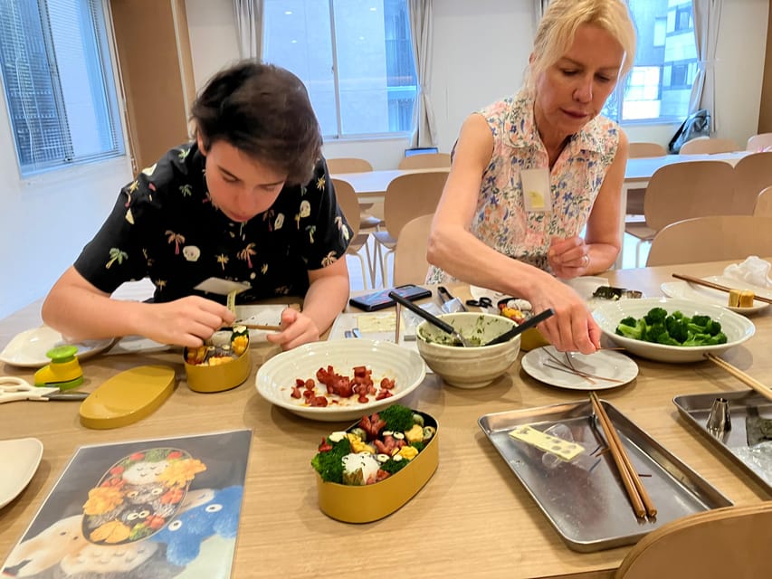 Tokyo: Making a bento box with cute character look - The tasting time: eating your own Japanese lunch