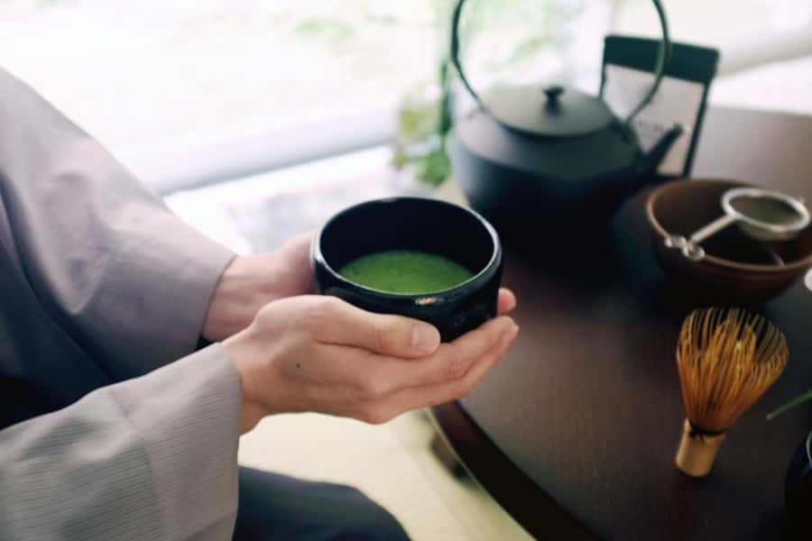 Tokyo: Matcha and Kimono Experience - Getting There at Yotsuya, Meeting Point by LUUP Scooters