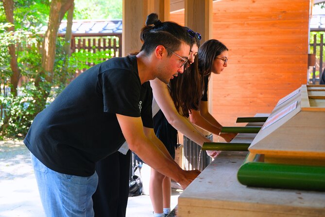 Tokyo Meiji Shrine & Harajuku: Walk Through Japanese Culture - Price and value: why $39.02 can make sense