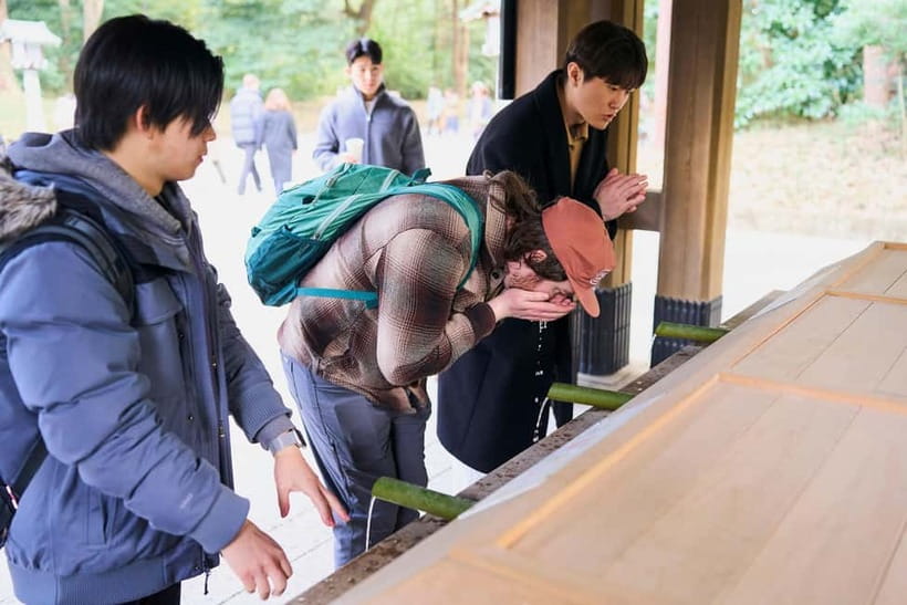 Tokyo: Meiji Shrine Walking Tour — Shinto & Imperial System - Main Shrine Time: Respect, Free Time, and Meaningful Shopping