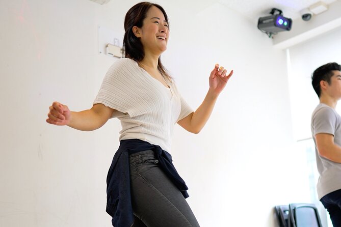 Tokyo Morning Shuffle Dance & Breakfast with a TikTok Star - Breakfast Chat, Fuel, and a Break From the Usual Tokyo Route