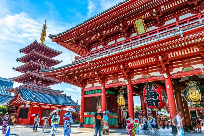 Tokyo Morning Tour: Meiji Shrine, Asakusa & Fish Market - Tsukiji Outer Market: where fresh sushi and sashimi turn into a morning mission