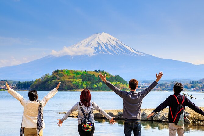 Tokyo: Mount Fuji One Day Trip Lake Kawaguchi & Lake Yamanaka - The Lawson Fujikawaguchiko photo stop: fast, fun, and slightly ridiculous