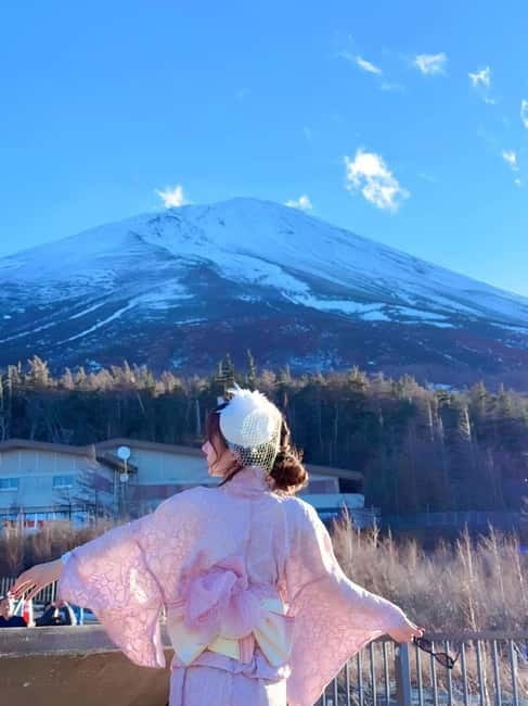Tokyo Mt. Fuji 5th Station Tour | 9-Guest Small Group - Oishi Park: Seasonal Flowers That Change Your Photos