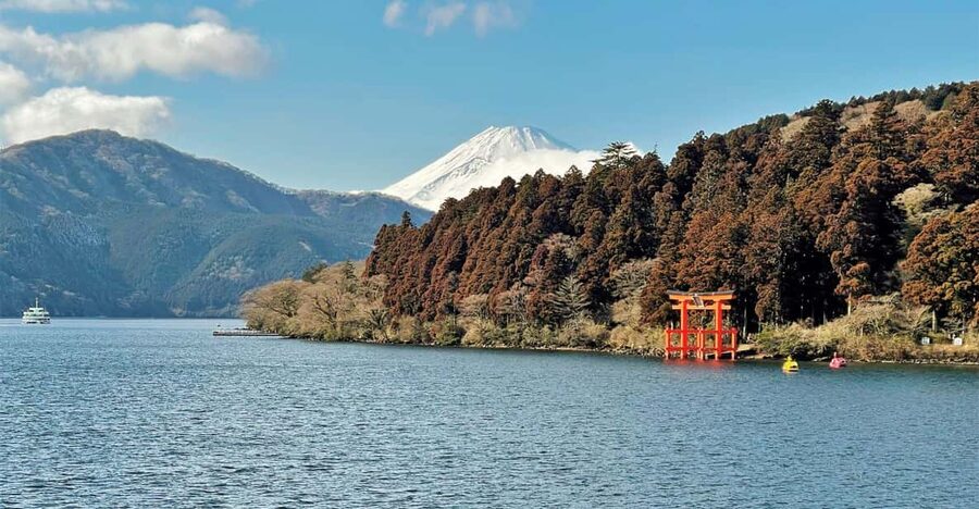 Tokyo: Mt. Fuji and Hakone Tour with Cable Car and Cruise - Lake Ashi Cruise: The Clear-Day Mt. Fuji Moment