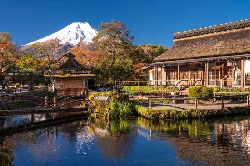 Tokyo: Mt. Fuji, Arakurayama Sengen Park, Oshino Hakkai Tour - Saiko Iyashi-no-Sato Nenba, thatched-roof “healing” village energy