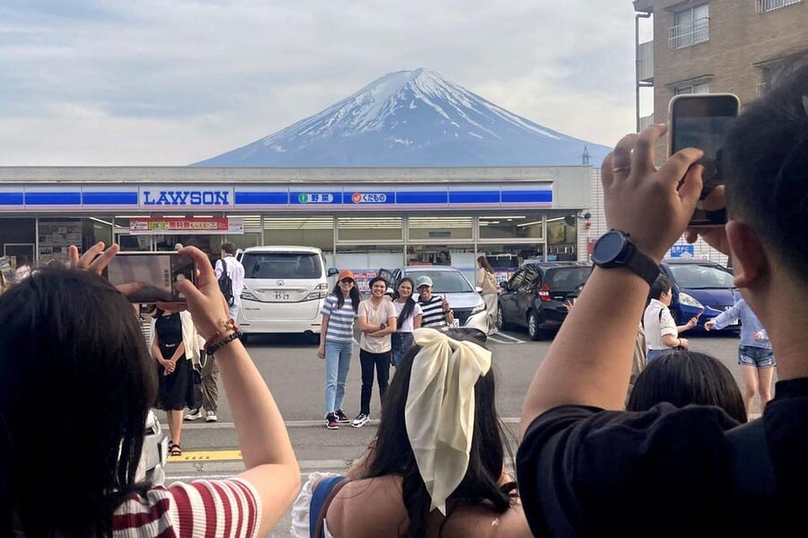 Tokyo: Mt. Fuji & Hakone Private Custom Tour English Driver - What you pay for, and how to plan food and tickets smartly