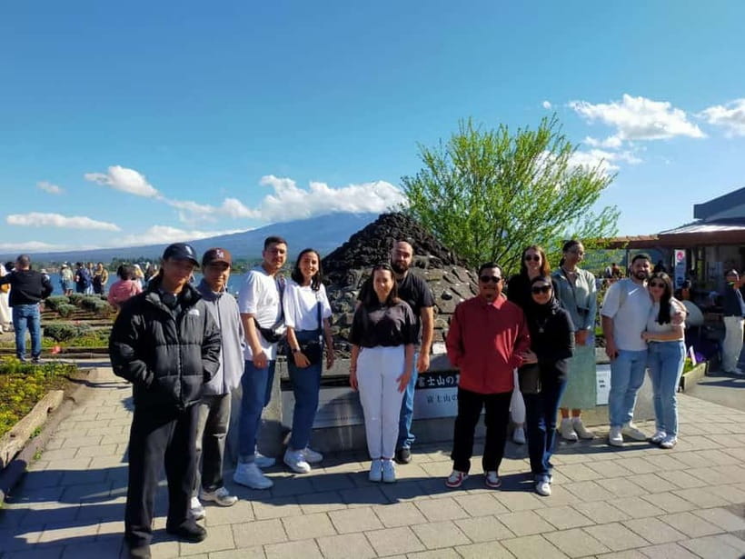 Tokyo: Mt. Fuji & Lake Kawaguchi Instagram Full Day Trip - Quick hits worth getting excited about