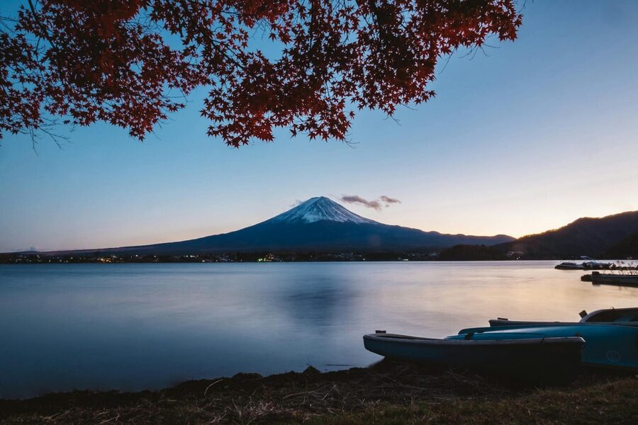Tokyo: Mt. Fuji & Lake Kawaguchi Private Tour with Transfer - Weather, Visibility, and How to Maximize Your Chances