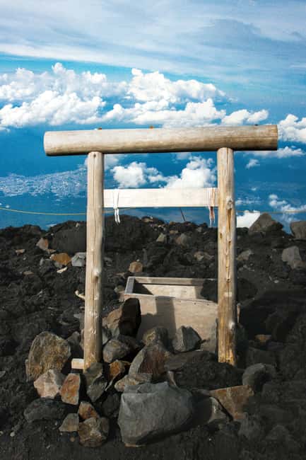 Tokyo: Mt. Fuji & Lake Kawaguchi Private Tour with Transfer - Price and Logistics: Is $435 Worth It?