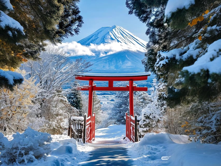 Tokyo: Mt Fuji Lake Kawaguchiko Tour & Arakuyama Sengen Park - Arakurayama Sengen Park and the Chureito Pagoda steps