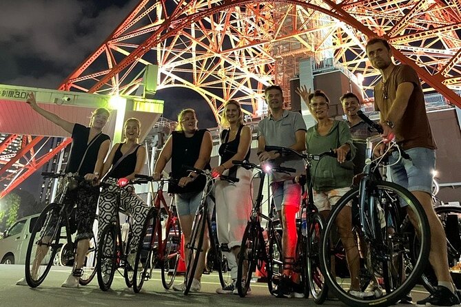 Tokyo Night Bike Tour: From Shibuya to Tokyo Tower via Roppongi - The route through Tokyo Tower: neon photos and quick orientation