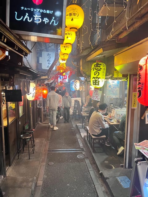 Tokyo Night Drive Wangan Expressway and Daikoku PA - Break time and shopping: use the 30 minutes wisely