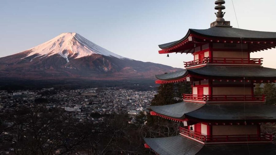 Tokyo: Nikko Trip Toshogu Shrine Kegon Falls & Lake Chuzenji - Entering Nikkō from Tokyo: a day that moves on purpose