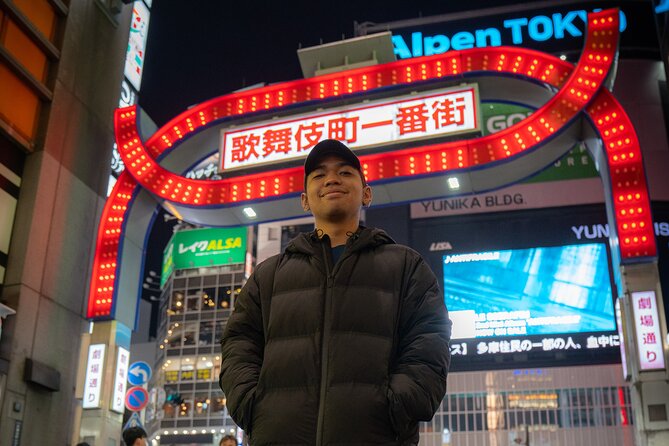 Tokyo Portrait Tour with a Professional Photographer - Stop 4: Kabukicho neon streets and bar-club energy