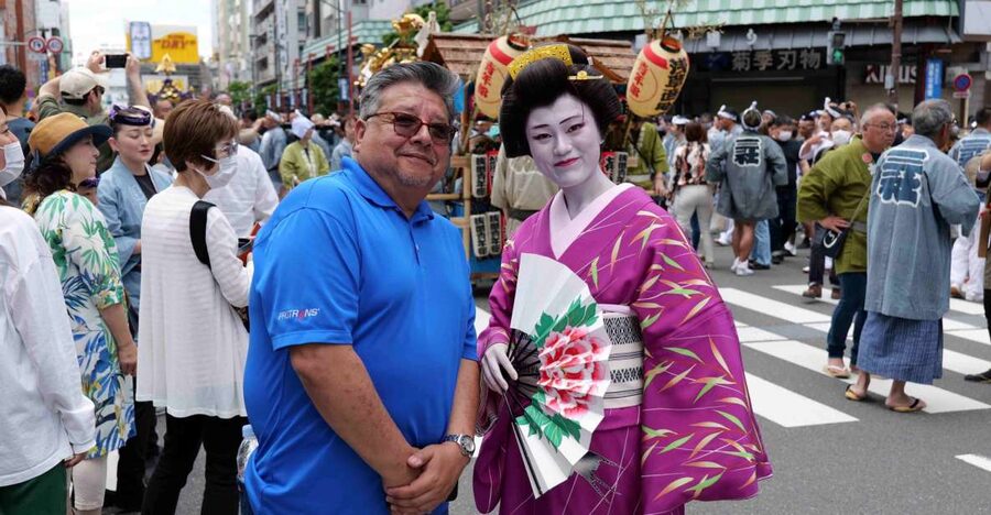 Tokyo: Private Custom Walking Tour with Local Guide - Hotel Pickup and “Custom” Actually Means Something