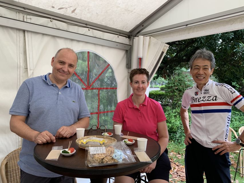 Tokyo: Private Cycling Tour with cute E-bike - What the Guide Actually Does on a Private Cycling Tour