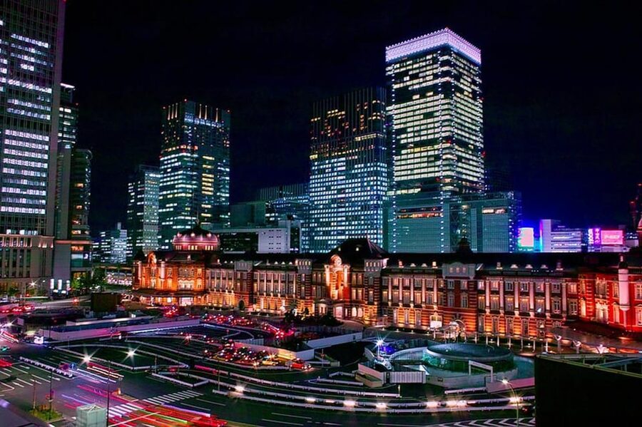 Tokyo: Private Night Tour with English-Speaking Driver - The dinner zone near Nishiazabu: where the tour turns practical