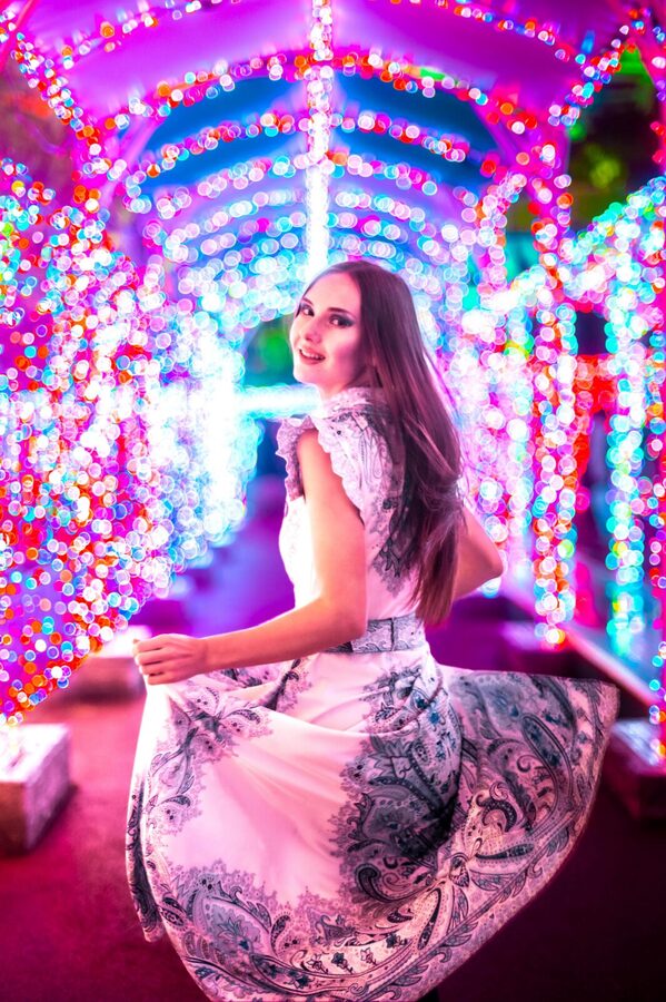 Tokyo Private photo tour with Nightstreet Neon photographer - What happens after the shoot: your online photo album timeline
