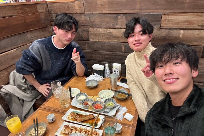 Tokyo: Private Shibuya Bar Crawl Tour -3 Drinks & Local Foods- - How the guide helps you order, ask questions, and enjoy more