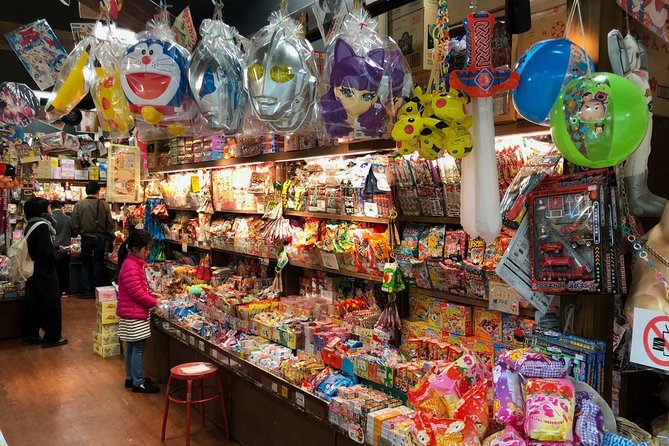 Tokyo Private Shopping Tour with a Local – Unique & Quirky Finds - Harajuku: streetwear, bold fashion, and quirky accessories