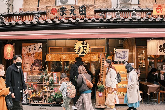 Tokyo: Private Walking Tour with a Local Guide - Ueno and Ameya-Yokocho, culture plus everyday street life
