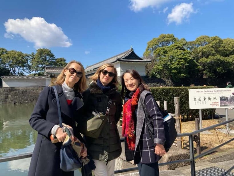 Tokyo: Pvt. Tour - Edo Castle & Imperial Palace East Gardens - Meeting at Wadakura Fountain Park, then straight into old Tokyo