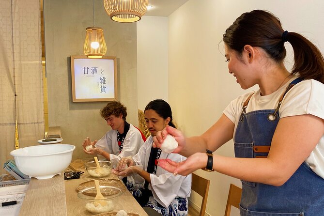 Tokyo: Rice Ball Making Class by an Expert - Stop 1, Amazake Cafe: making onigiri with an expert