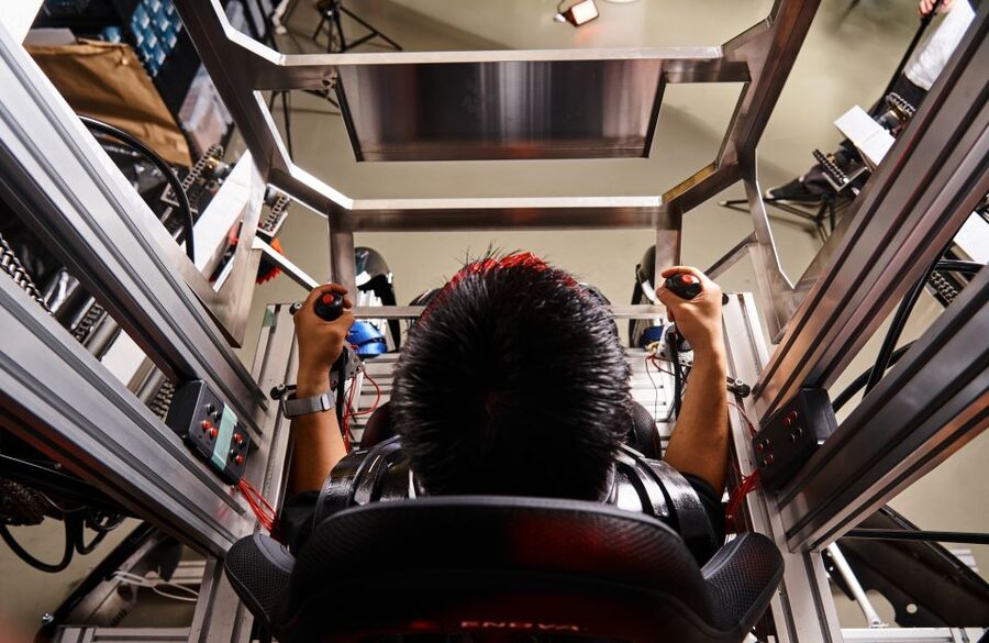Tokyo: Robot Piloting Attraction Ticket - Meet your guides, and how their coaching shapes the fun