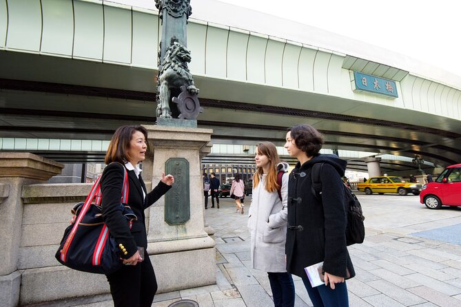Tokyo's Imperial Palace & Nihonbashi Tour - Ozu Washi Japanese paper: the hands-on craft stop