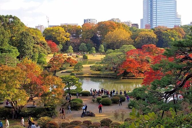 Tokyo Self-Guided Audio Tour - Tokyo Tower and Zojoji: a skyline contrast day