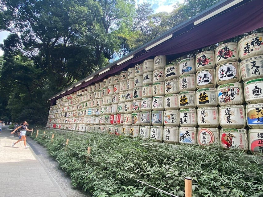 Tokyo Shibuya & Harajuku Walking tour With A Guide - Value and pricing: why $53 can make sense