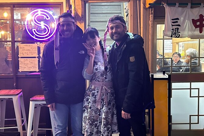 Tokyo Shinbashi Night Tour: Local Guide & Drinks at Snack Bars - Karasumori-jinja Stop: A Quick Cultural Reset Before the Drinks