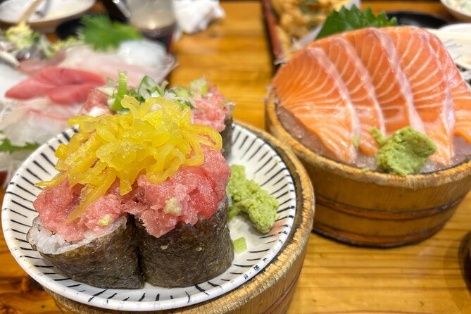 Tokyo: Shinjuku Bar Hopping & Night Walking Tour - Key points to know before you go