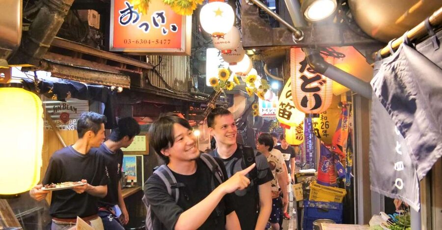Tokyo: Shinjuku Bar Hopping with All-You-Can-Drink & Dinner - How This 3-Hour Shinjuku Bar Hopping Tour Plays Out