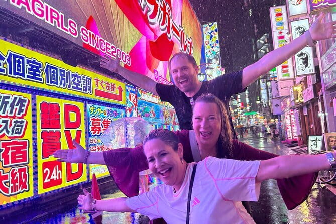 Tokyo Shinjuku Food & Backstreet Culture Tour: 15 Dishes+3 Drinks - Shinjuku After Dark, with a Guide Who Keeps It Feasible