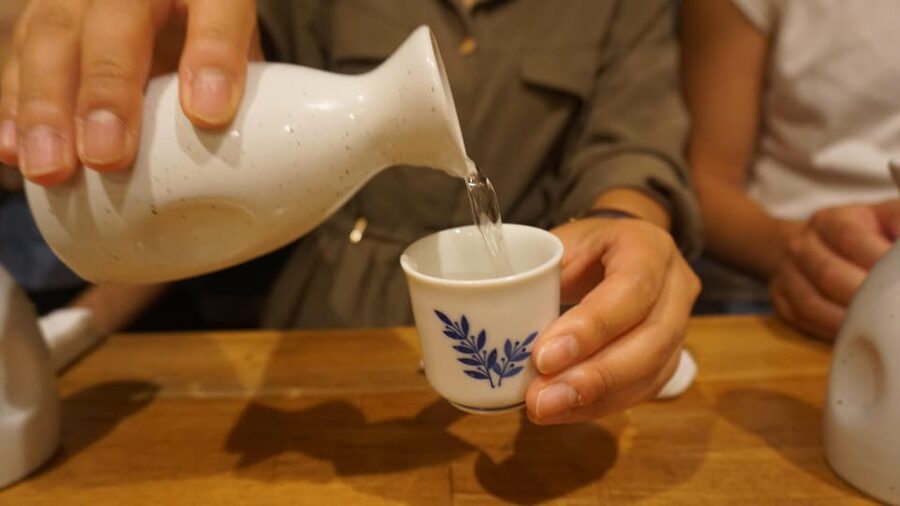 Tokyo: Shinjuku Izakaya Food&Drinking Tour (Local Guide) - Kazuki as your guide: clear answers, easy conversation, and local context