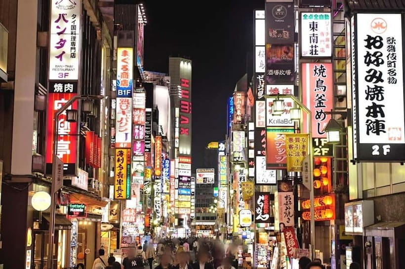 Tokyo: Shinjuku, Kawasaki, Slum & Red Light Tour with Pickup - Why the private Lexus pickup is part of the experience, not just transport