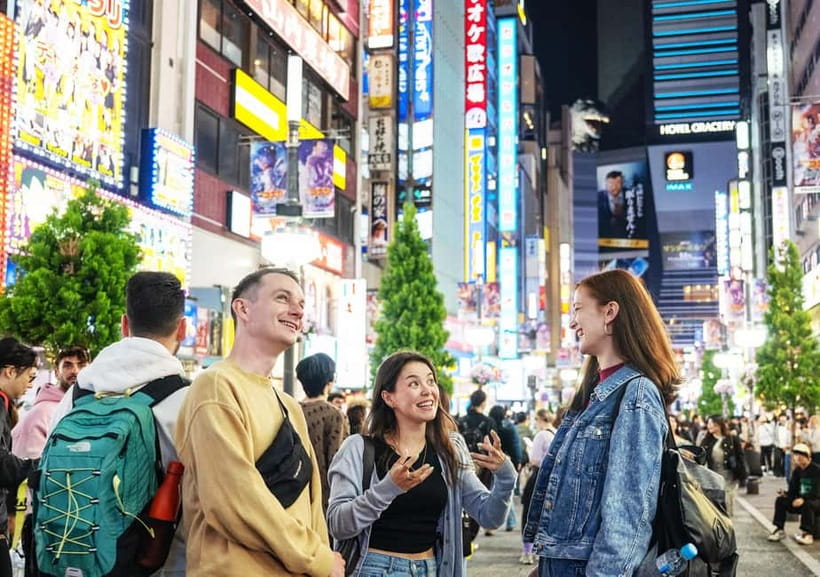 Tokyo: Shinjuku Nightlife & Secret Backstreets Walking Tour - Shinjuku at Night, Why a Short Walk Works