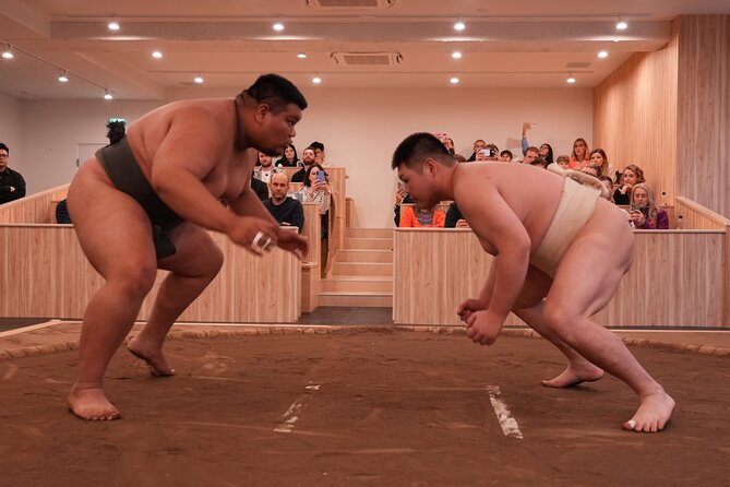 Tokyo Shinjuku Sumo Show & Experience with Photo - Getting there in busy Shinjuku, and when to arrive