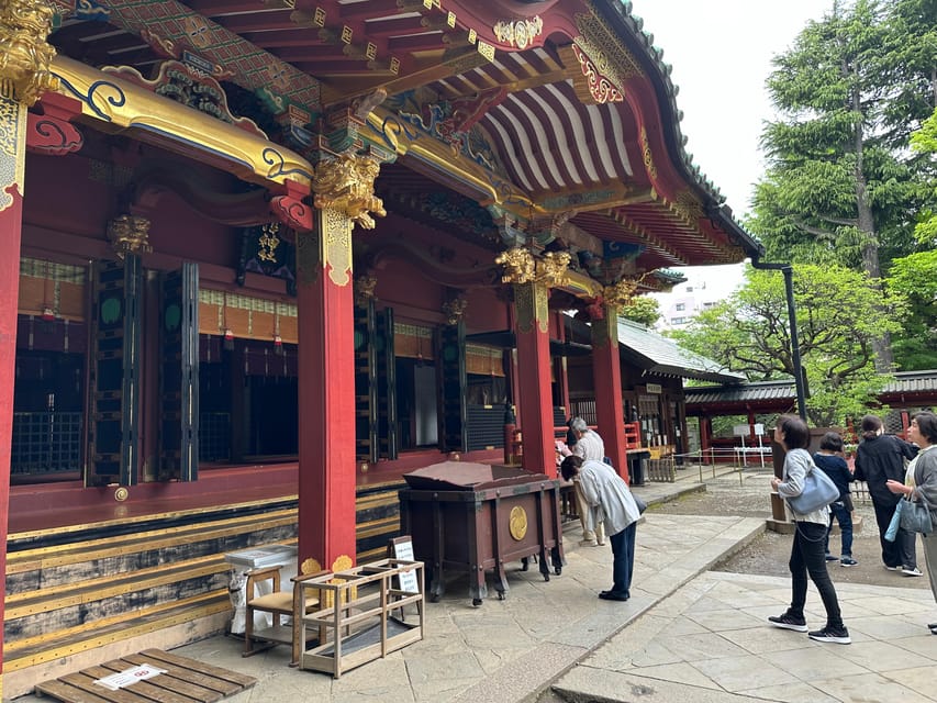 Tokyo:Stroll in Old traditional culture towns~Yanaka & Nezu - Yanaka Cemetery and the Meiji to Showa Time Loop