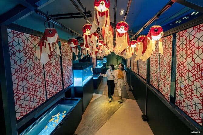 Tokyo Sumida Aquarium E-Ticket with Optional Tokyo Metro Pass - Entering with your time-slot e-ticket, then walking freely