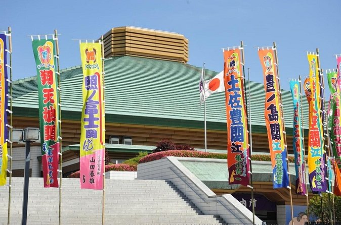 Tokyo Sumo History Tour with Chanko Nabe Lunch - Edo Noren and the replica ring: learning the actions you see on TV