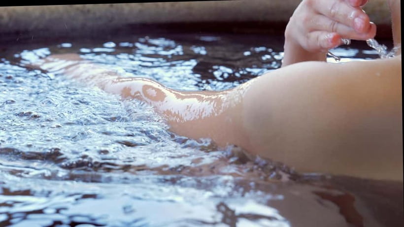 Tokyo: Tattoo-Friendly Public Bath Experience with Guide - What the retro bath atmosphere feels like in real life
